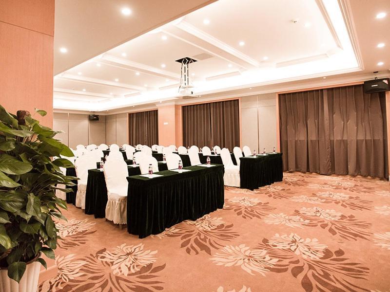 Vienna International Hotel Hangzhou South Railway Station Экстерьер фото